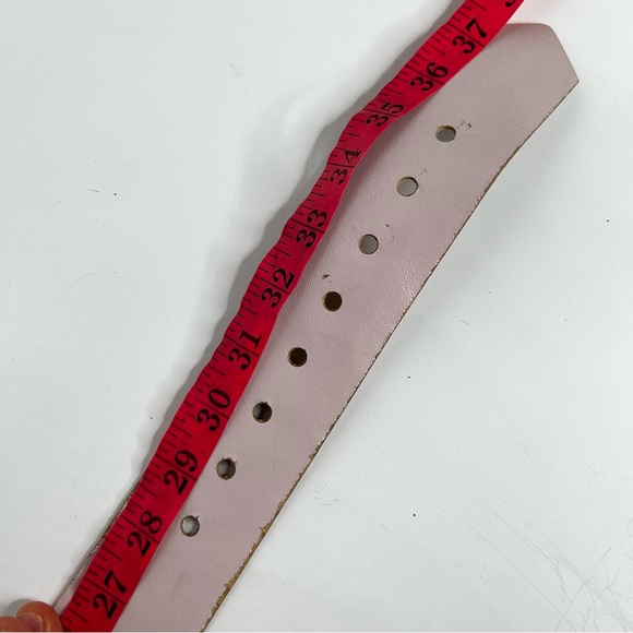 Vintage 90s Le Chateau Baby Pink Vegan Leather Belt Big Silver Buckle Wide S/M - Picture 15 of 15